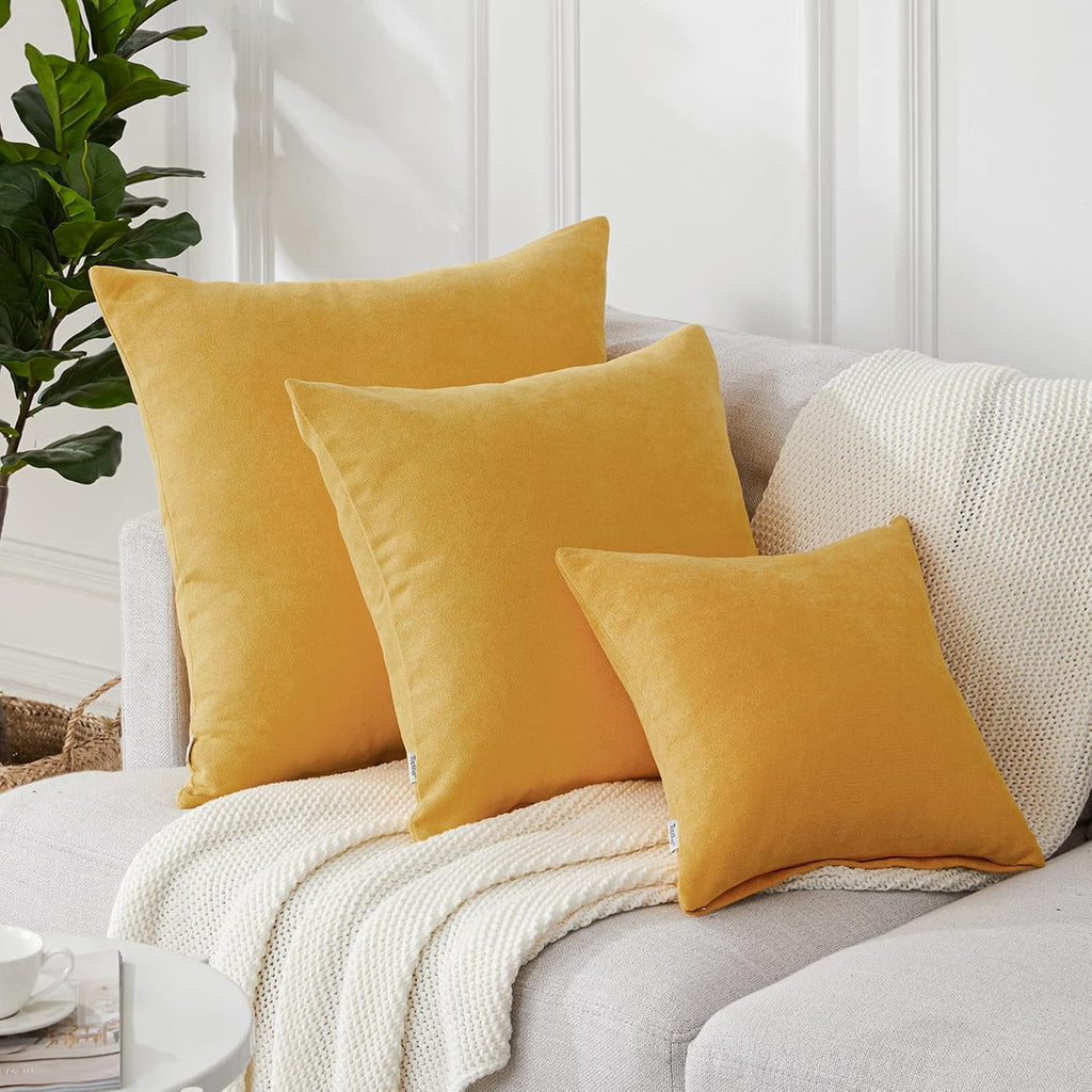 Lot de 2 housses de coussin en chenille jaune moutarde 50 x 50 cm