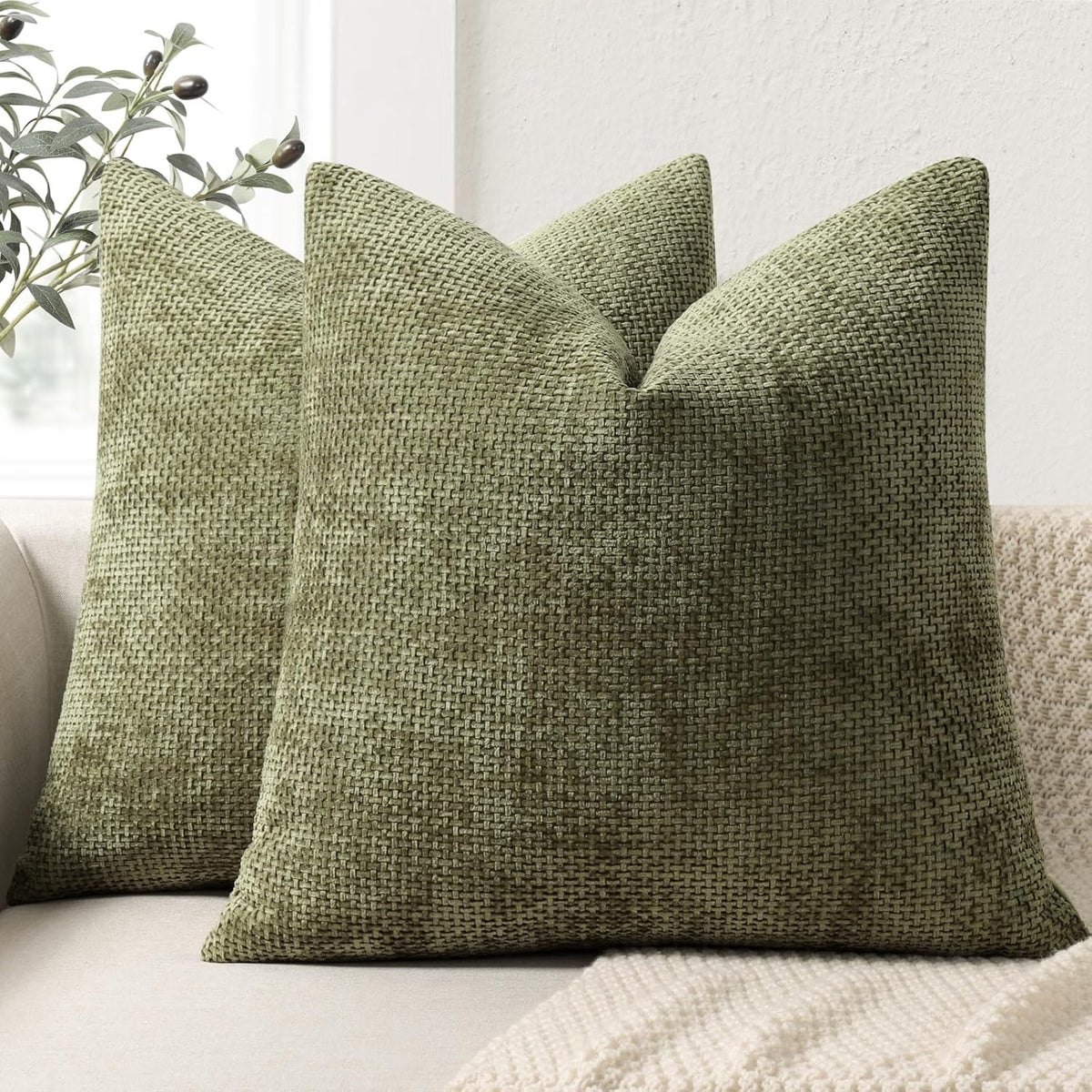 Lot de 2 housses de coussin en chenille vert olive 40 x 40 cm