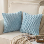 Lot de 2 housses de coussin en fausse fourrure bleu pâle 40 x 40 cm